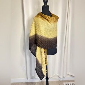 Pier 1  Yellow and Brown Wrap